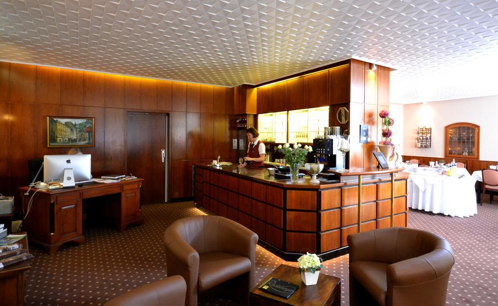 Hotel Binz Бернкастель-Кюс Экстерьер фото